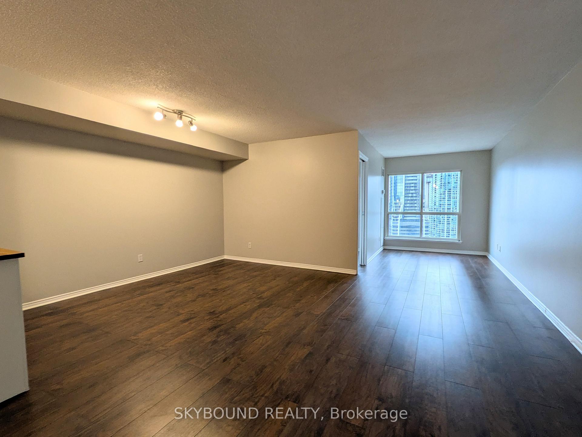 Photo 5 of Unit 2201, 25 The Esplanade, Toronto, Waterfront Communities — HOMEH