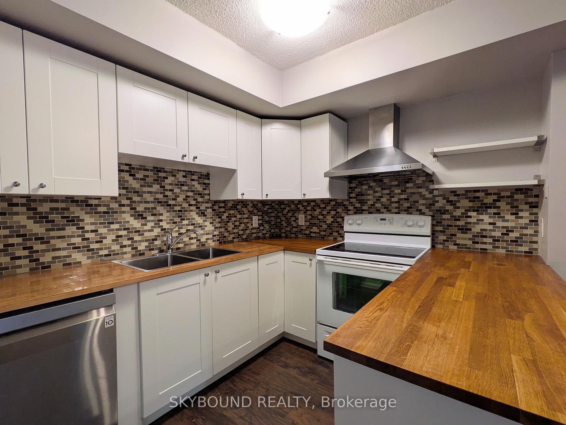 Photo 12 of Unit 2201, 25 The Esplanade, Toronto, Waterfront Communities — HOMEH