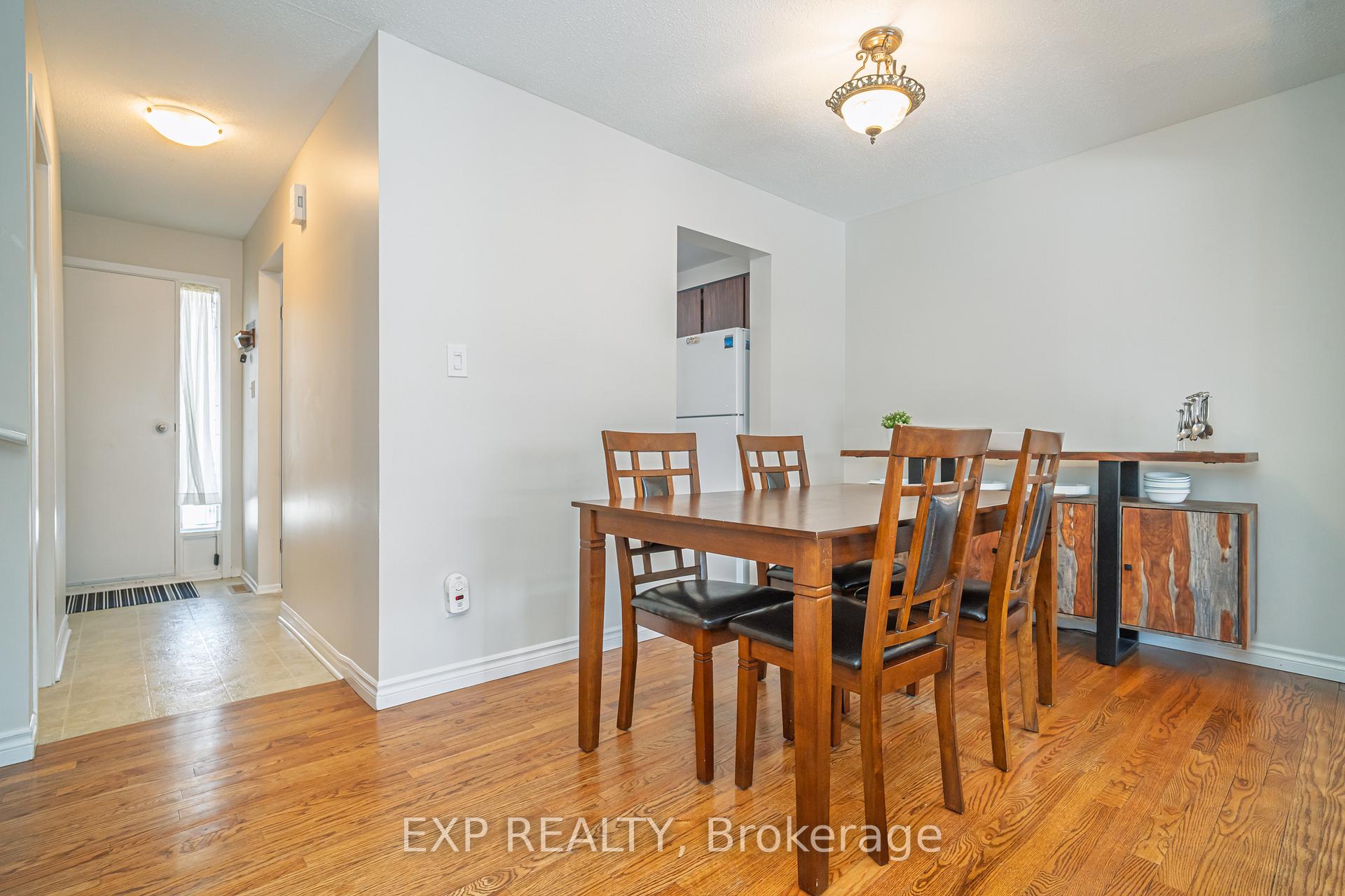 Photo 2 of Unit 37, 44C Foxfield Drive, Ottawa, Barrhaven - Knollsbrook — HOMEH