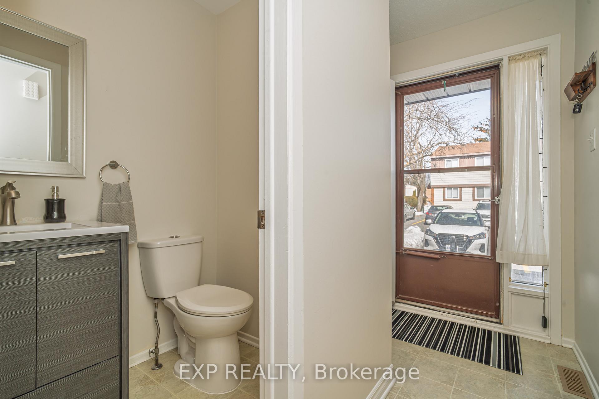 Photo 3 of Unit 37, 44C Foxfield Drive, Ottawa, Barrhaven - Knollsbrook — HOMEH
