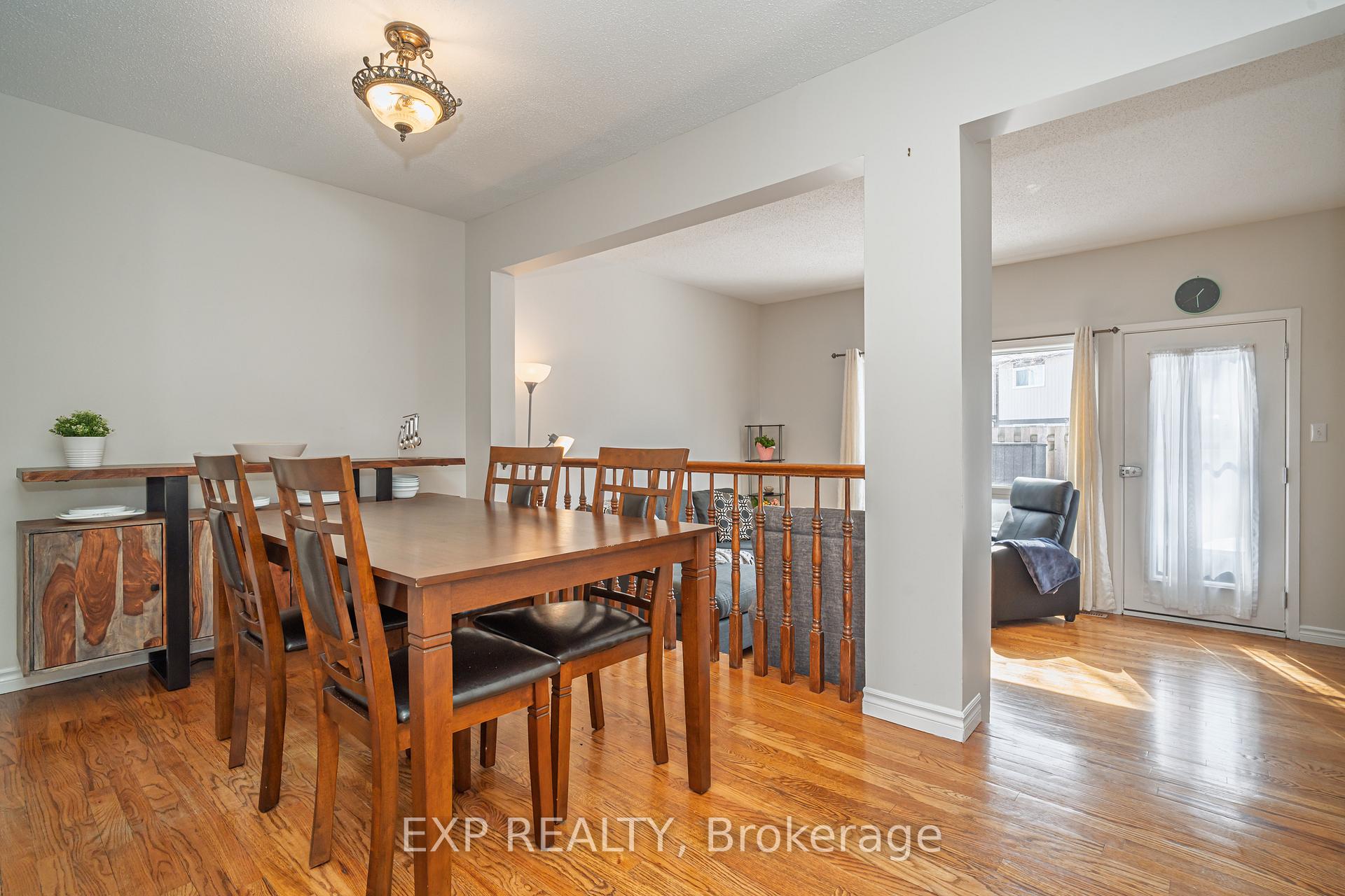 Photo 5 of Unit 37, 44C Foxfield Drive, Ottawa, Barrhaven - Knollsbrook — HOMEH
