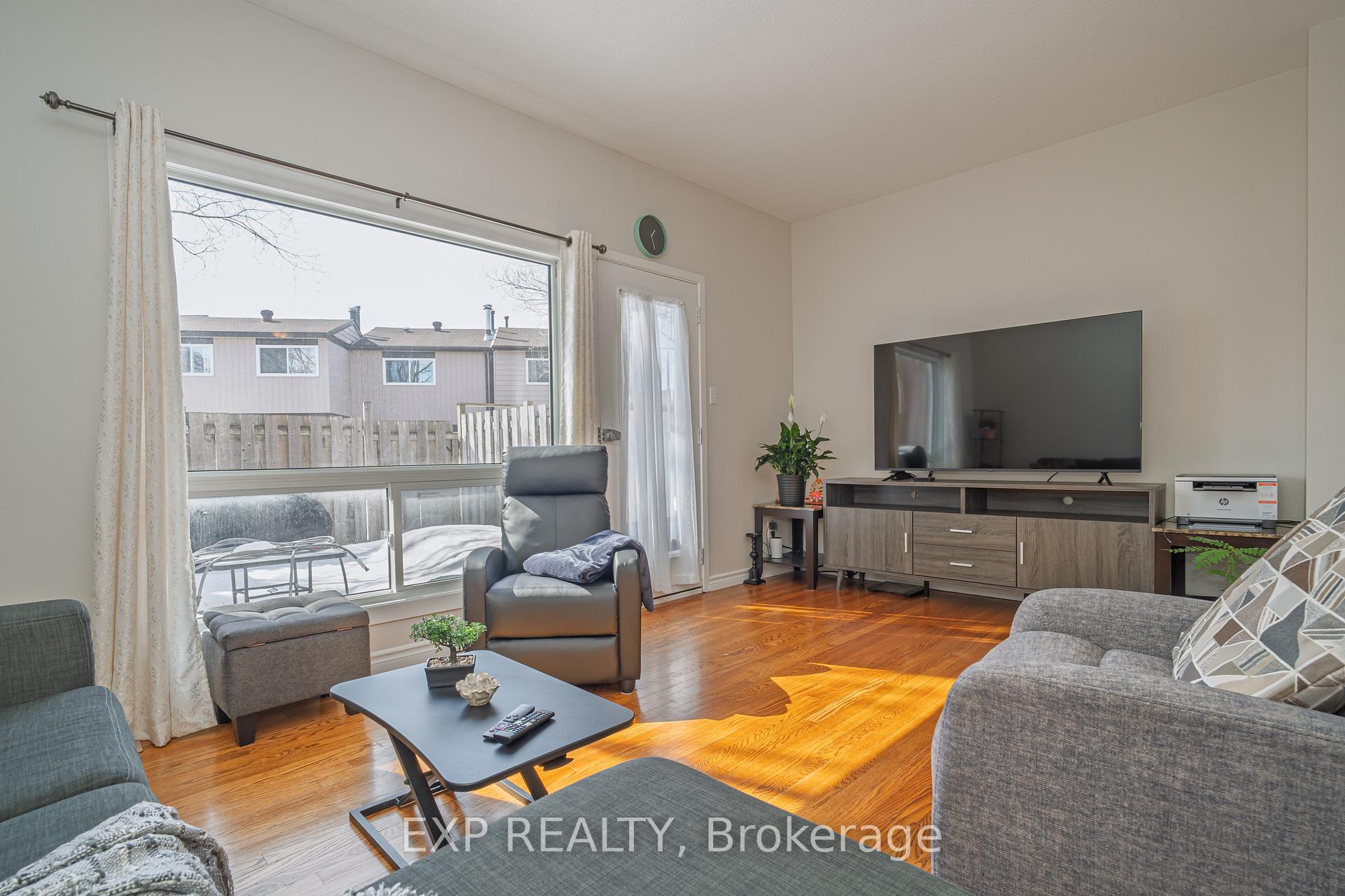 Photo 8 of Unit 37, 44C Foxfield Drive, Ottawa, Barrhaven - Knollsbrook — HOMEH