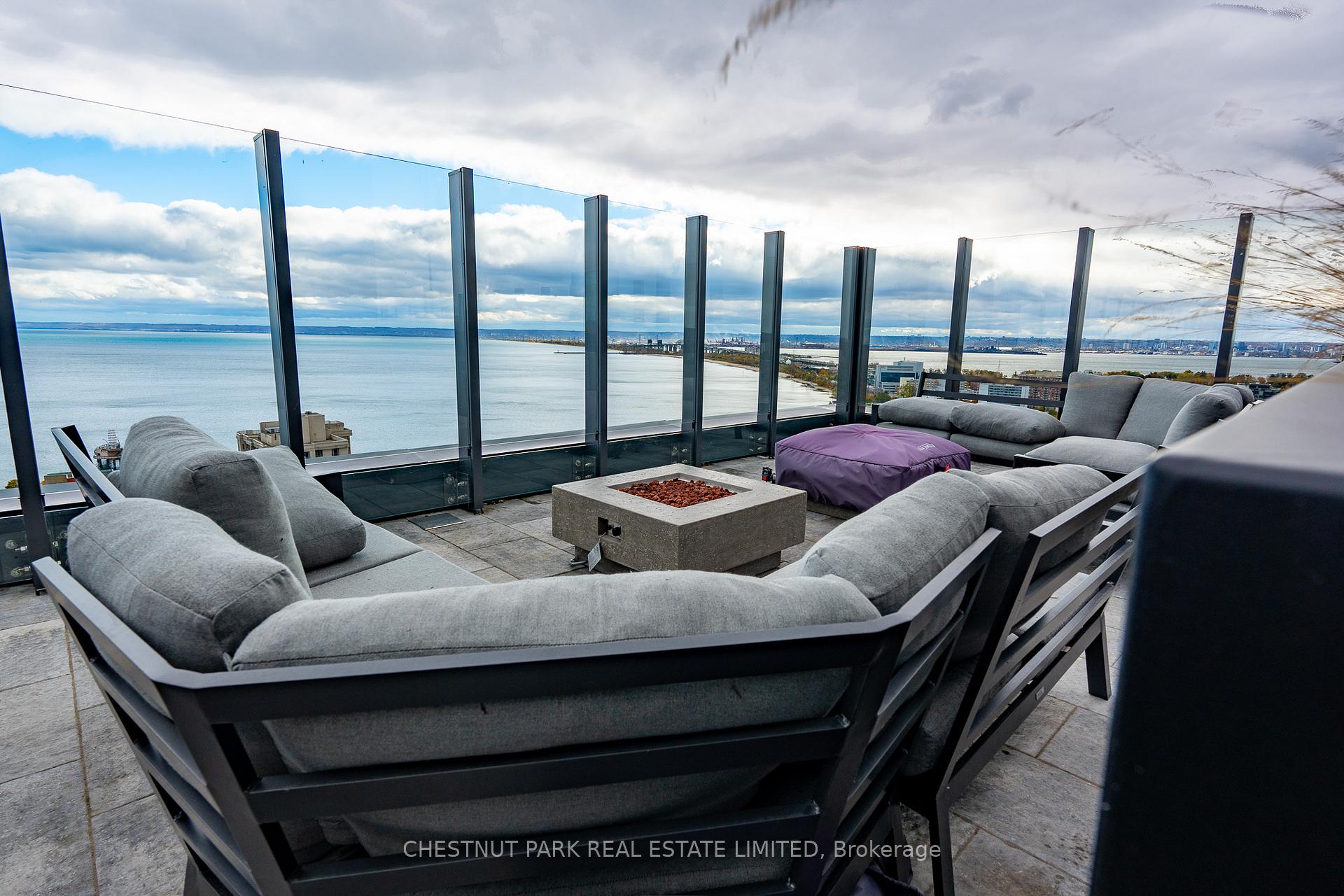 Photo 15 of Unit 1502, 2007 James Street, Burlington, Brant — HOMEH