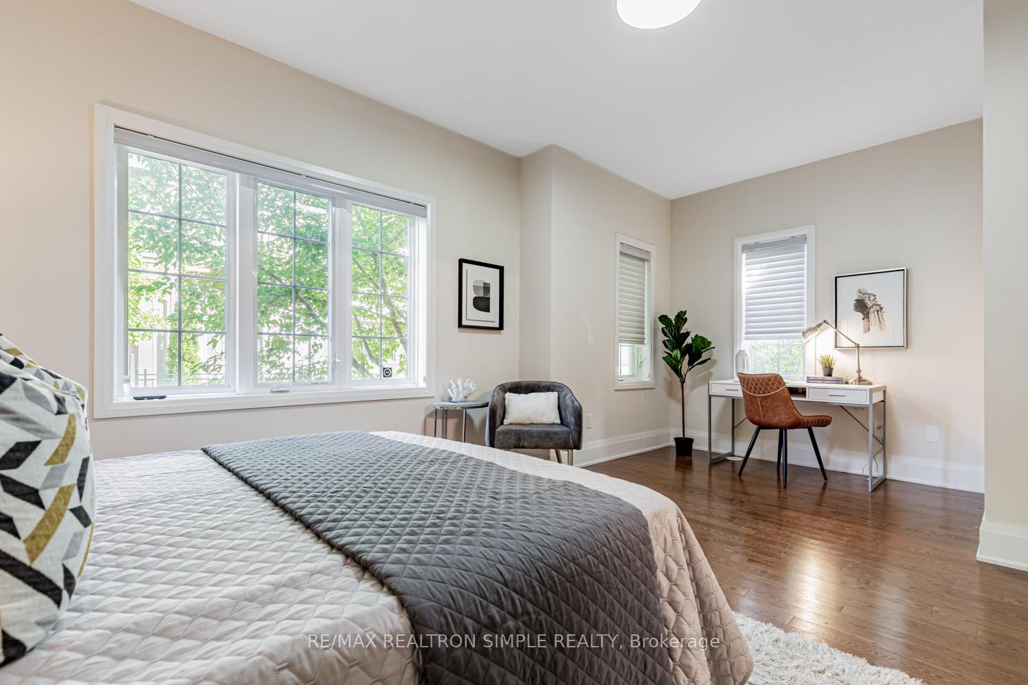 Photo 6 of 16 American Elm Way, Markham, Unionville — HOMEH