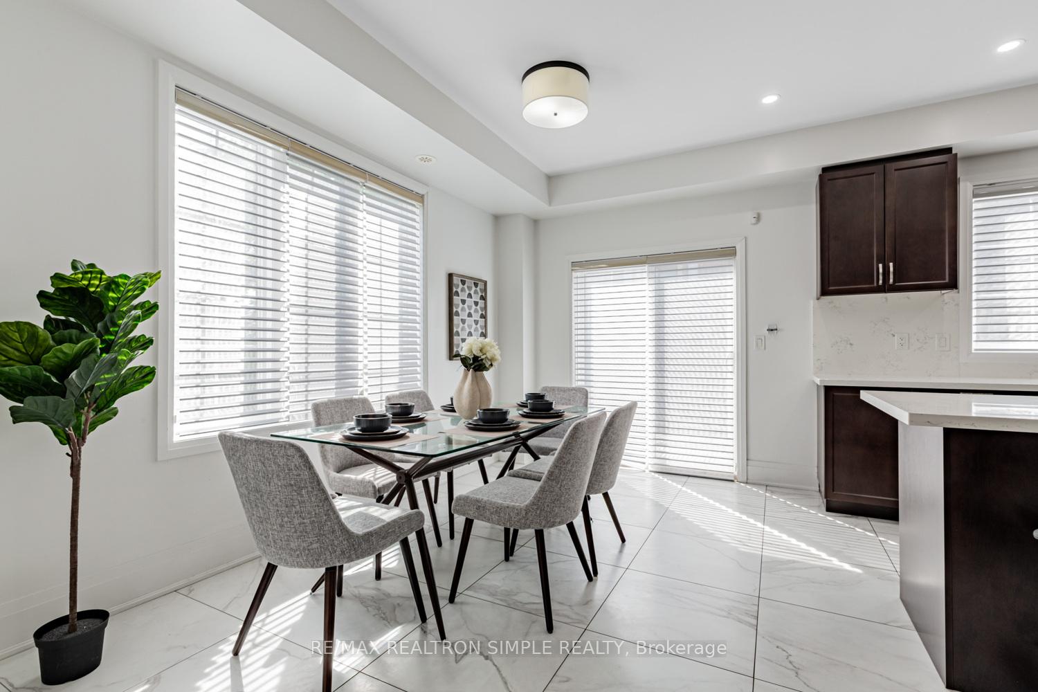 Photo 16 of 16 American Elm Way, Markham, Unionville — HOMEH