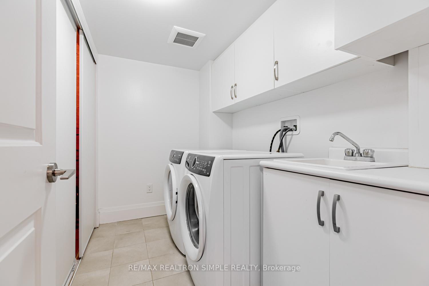 Photo 31 of 16 American Elm Way, Markham, Unionville — HOMEH