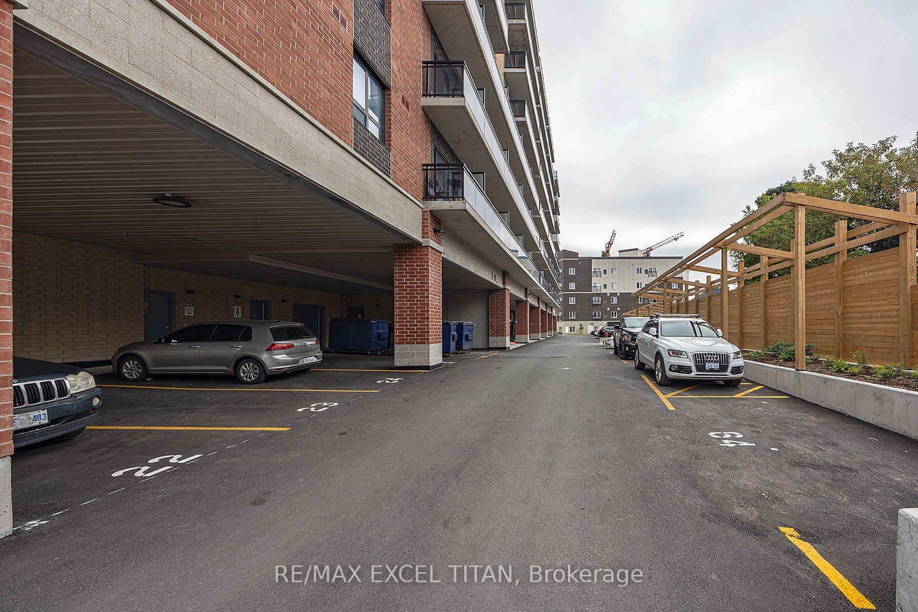 Photo 8 of Unit 227, 652 Princess Street, Kingston, Central City East — HOMEH