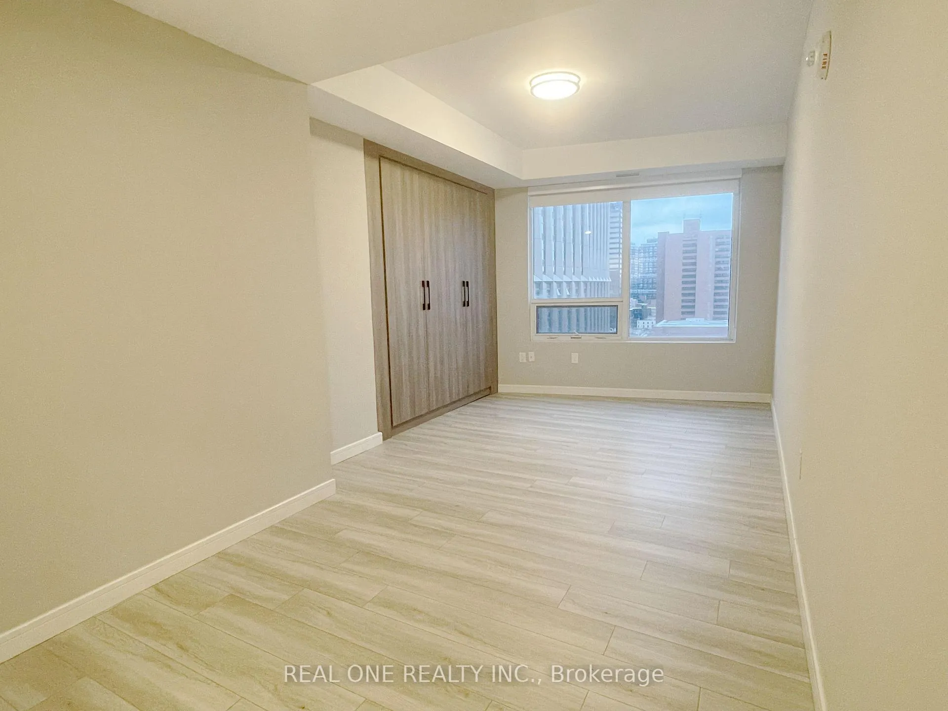 Photo 15 of Unit 1404, 20 George Street, Hamilton, Central — HOMEH