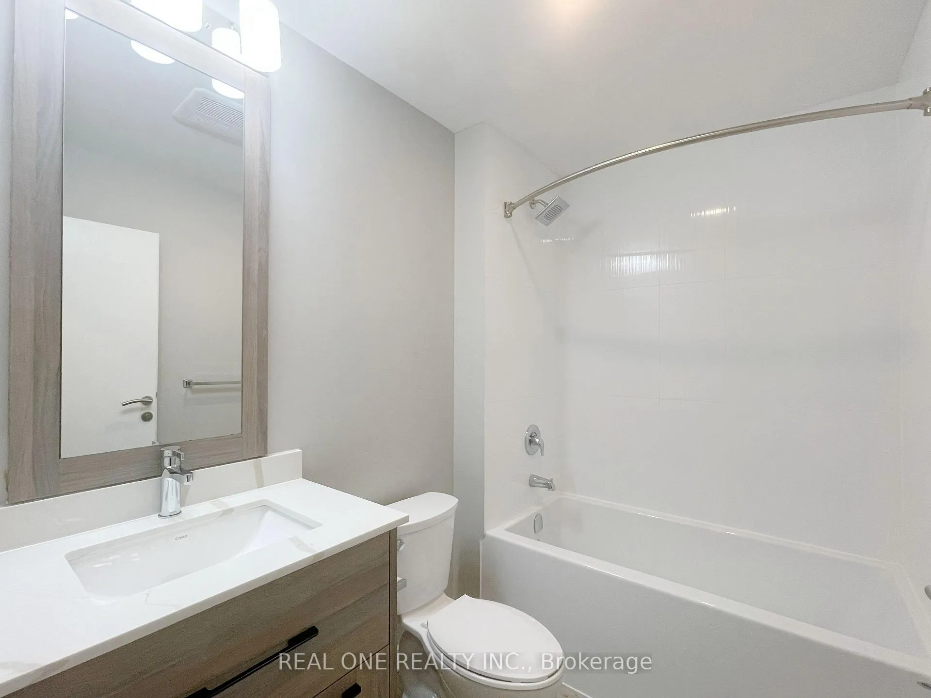 Photo 20 of Unit 1404, 20 George Street, Hamilton, Central — HOMEH