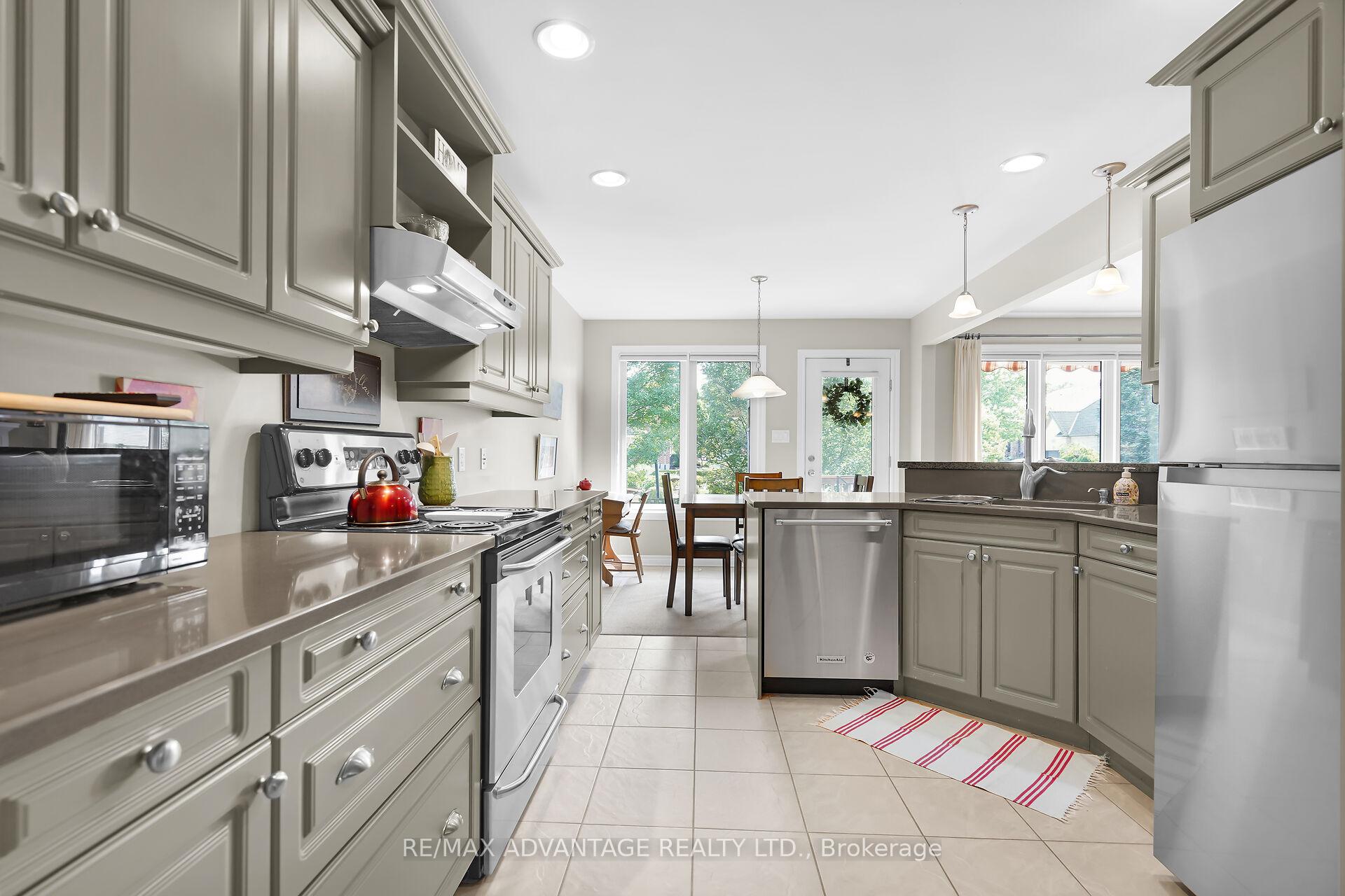Photo 20 of Unit 42, 1502 Warbler Woods Walk, London, South B — HOMEH