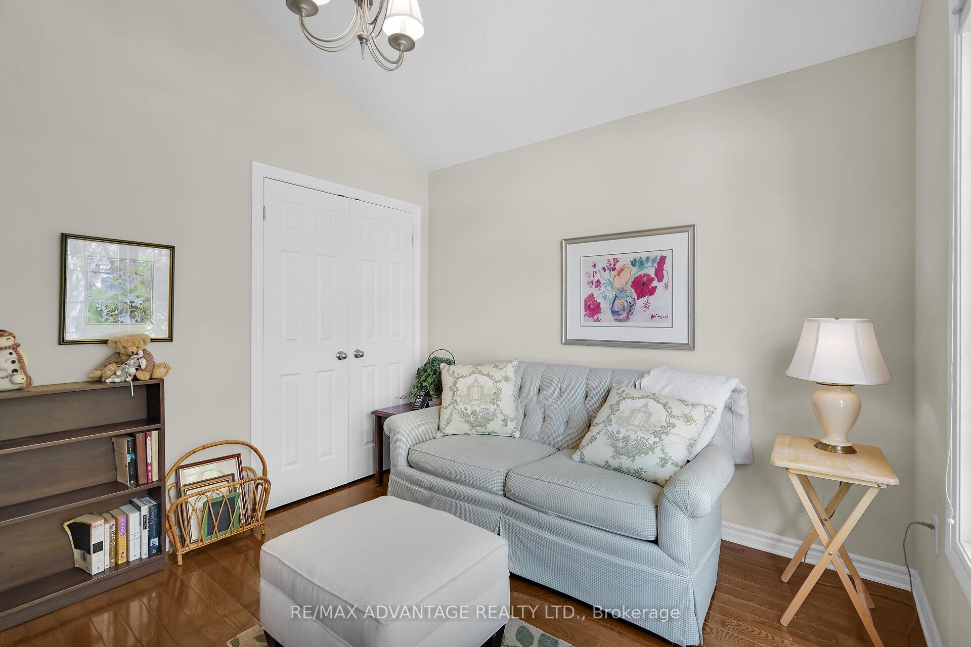 Photo 22 of Unit 42, 1502 Warbler Woods Walk, London, South B — HOMEH