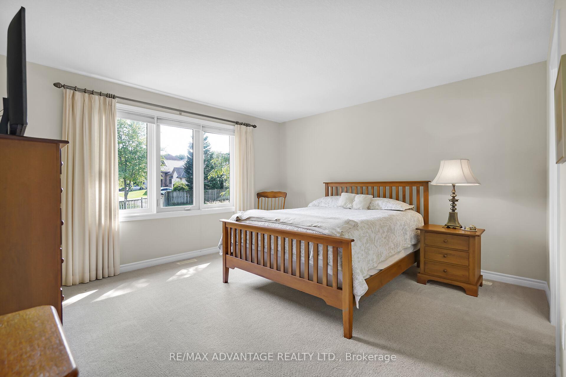 Photo 23 of Unit 42, 1502 Warbler Woods Walk, London, South B — HOMEH