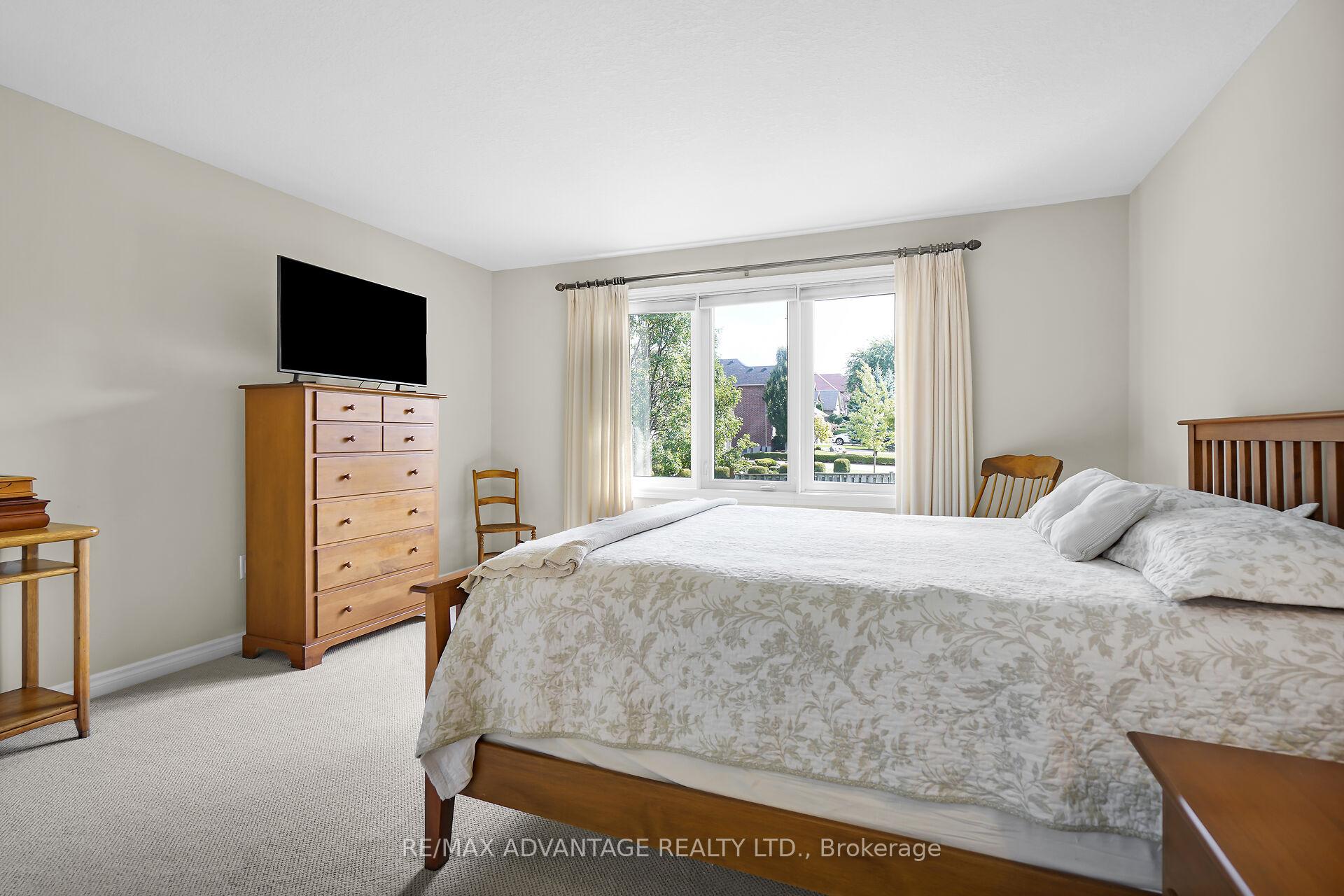 Photo 24 of Unit 42, 1502 Warbler Woods Walk, London, South B — HOMEH