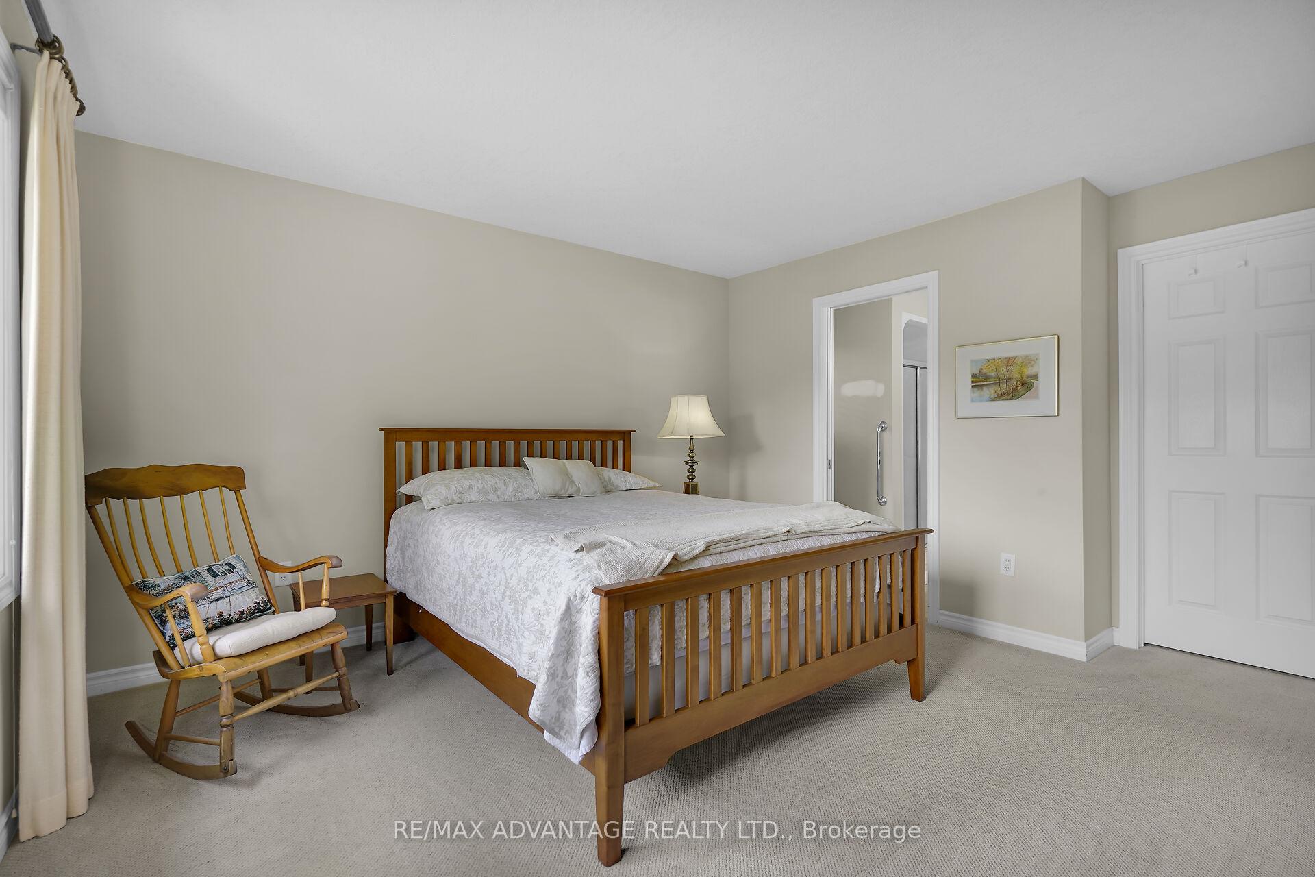 Photo 25 of Unit 42, 1502 Warbler Woods Walk, London, South B — HOMEH