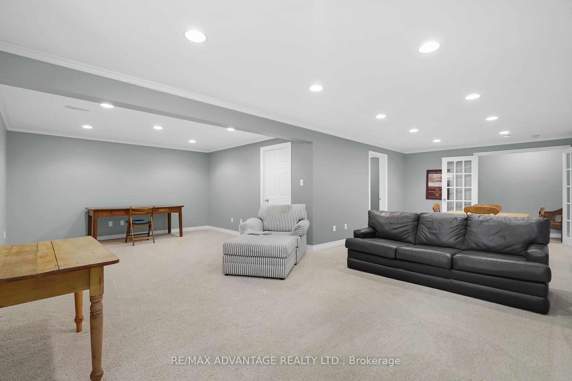 Photo 31 of Unit 42, 1502 Warbler Woods Walk, London, South B — HOMEH