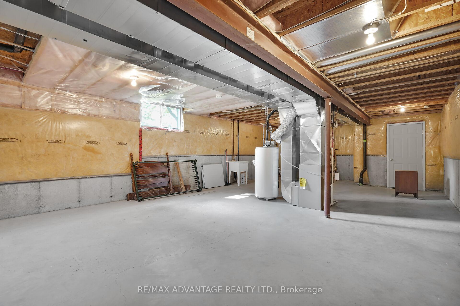 Photo 35 of Unit 42, 1502 Warbler Woods Walk, London, South B — HOMEH