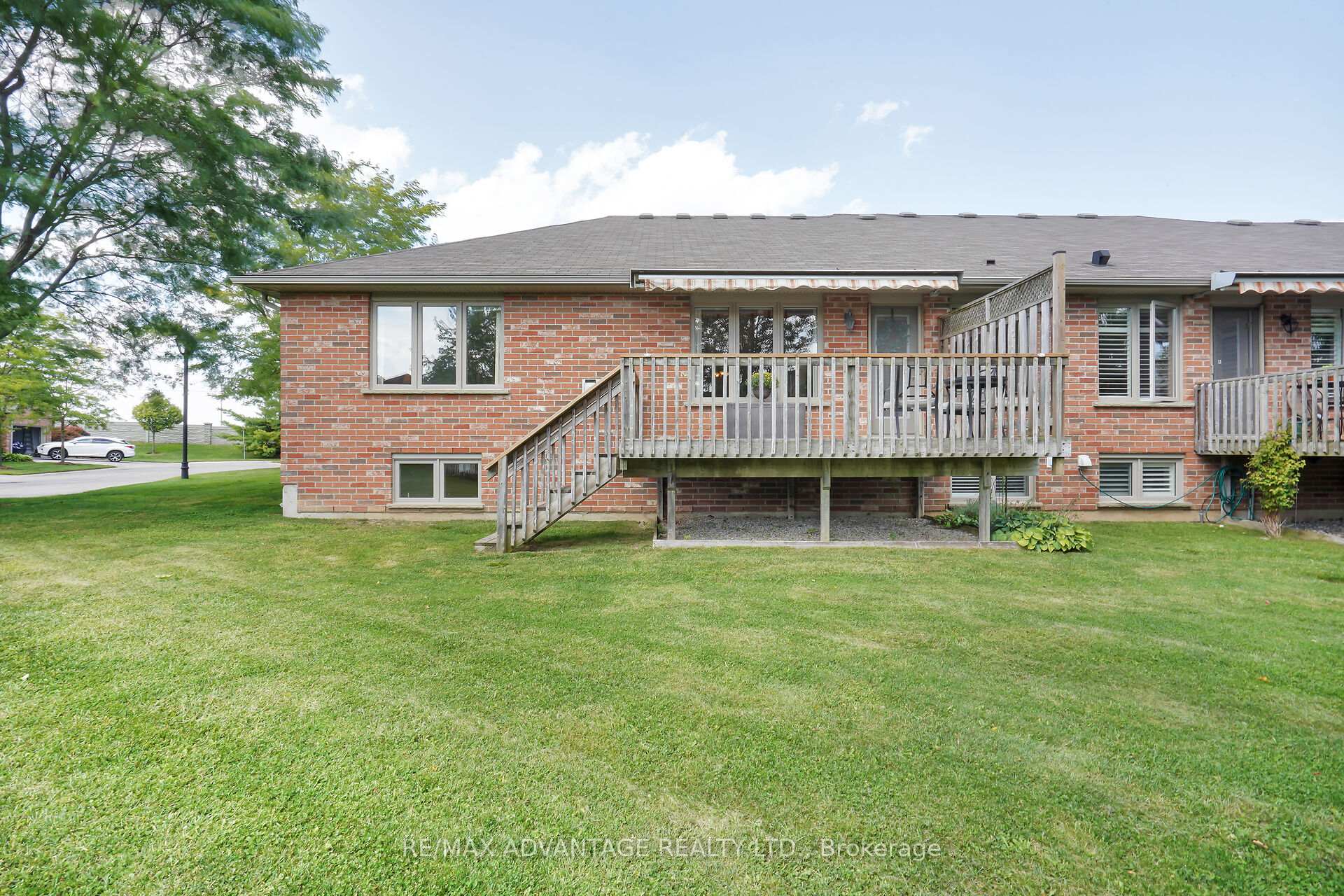 Photo 40 of Unit 42, 1502 Warbler Woods Walk, London, South B — HOMEH