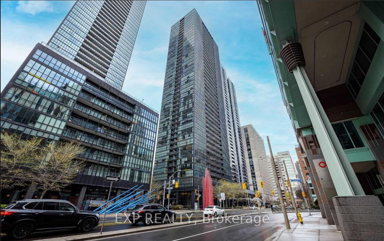 Photo 1 of Unit 3905, 110 Charles Street E, Toronto, Church-Yonge Corridor — HOMEH