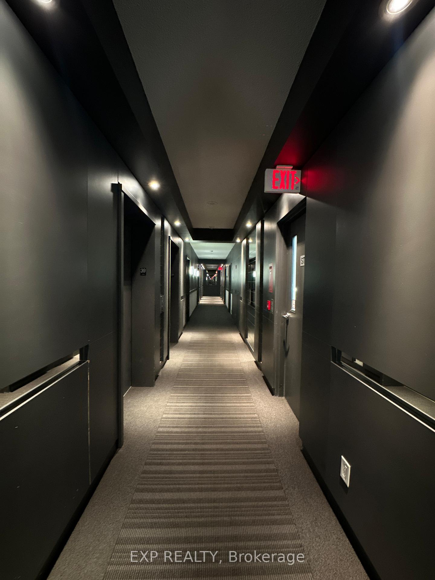 Photo 4 of Unit 3905, 110 Charles Street E, Toronto, Church-Yonge Corridor — HOMEH