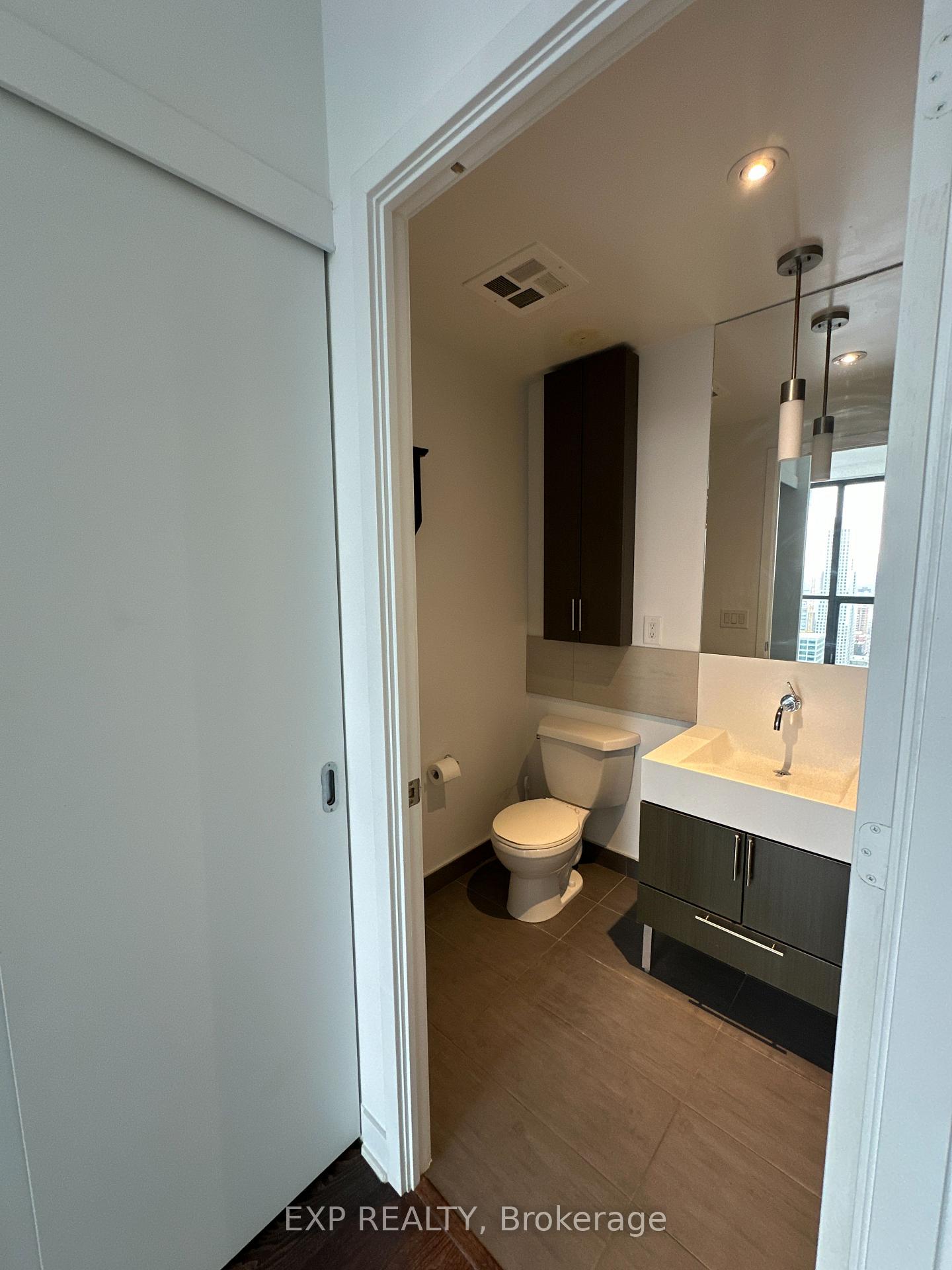 Photo 16 of Unit 3905, 110 Charles Street E, Toronto, Church-Yonge Corridor — HOMEH