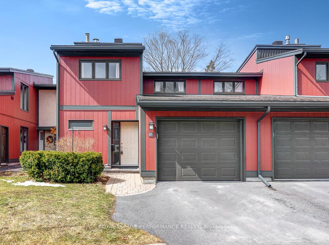 Photo 1 of Unit 47, 280 McClellan Road, Ottawa, Arlington Woods — HOMEH