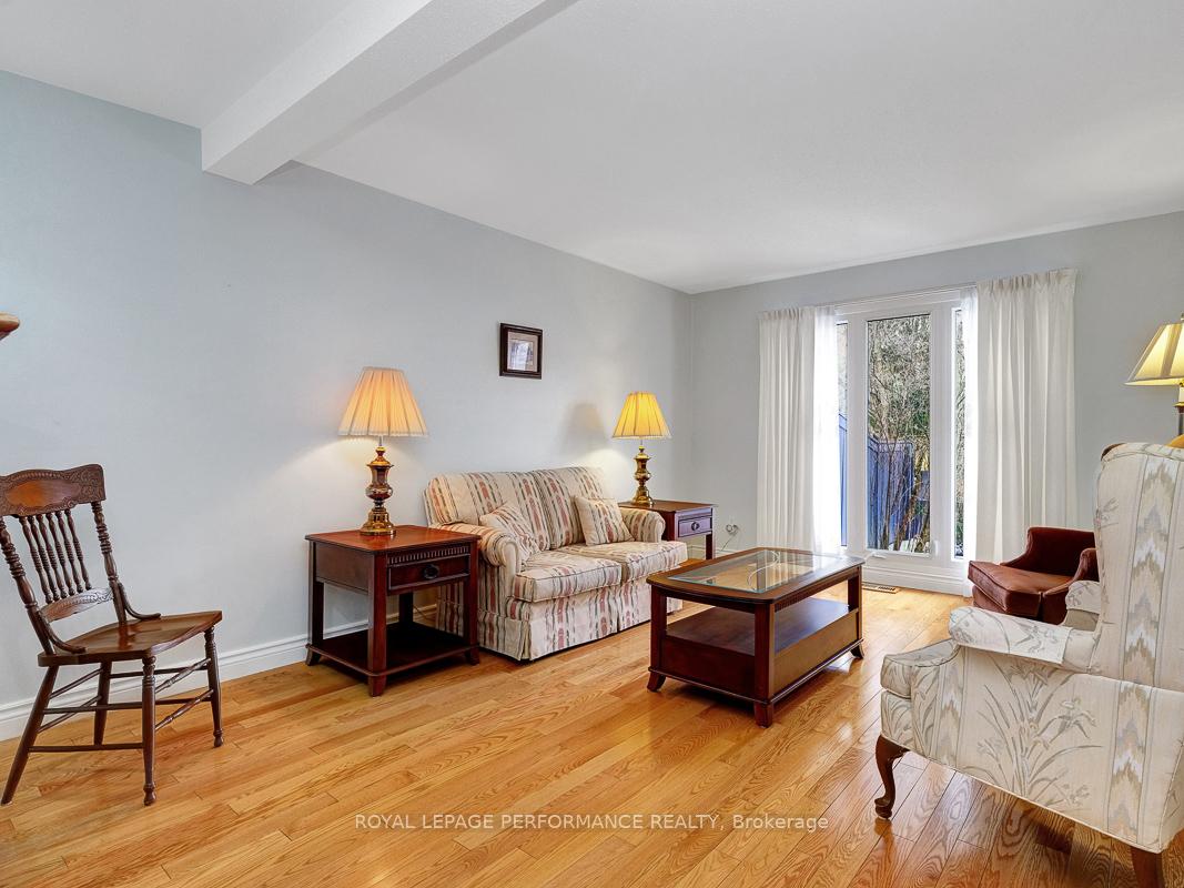 Photo 4 of Unit 47, 280 McClellan Road, Ottawa, Arlington Woods — HOMEH