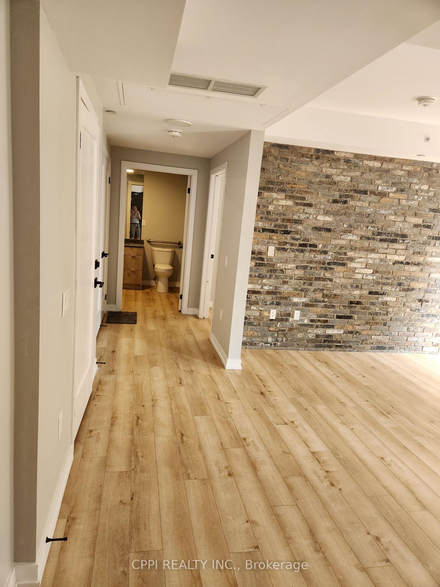 Photo 5 of Unit 220, 70 King Street E, Oshawa, O'Neill — HOMEH