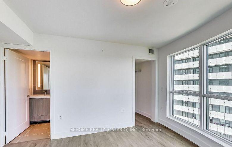Photo 14 of Unit 923, 585 Bloor Street E, Toronto, North St. James Town — HOMEH