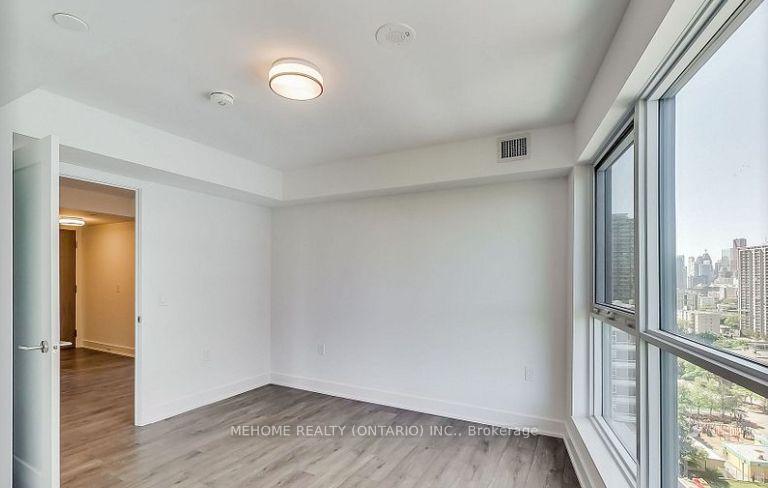 Photo 13 of Unit 923, 585 Bloor Street E, Toronto, North St. James Town — HOMEH