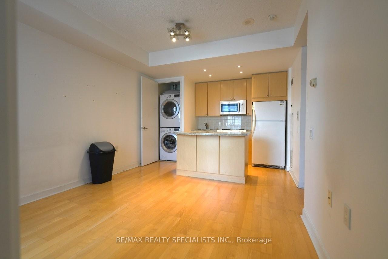 Photo 11 of Unit 1906, 85 Bloor Street E, Toronto, Church-Yonge Corridor — HOMEH