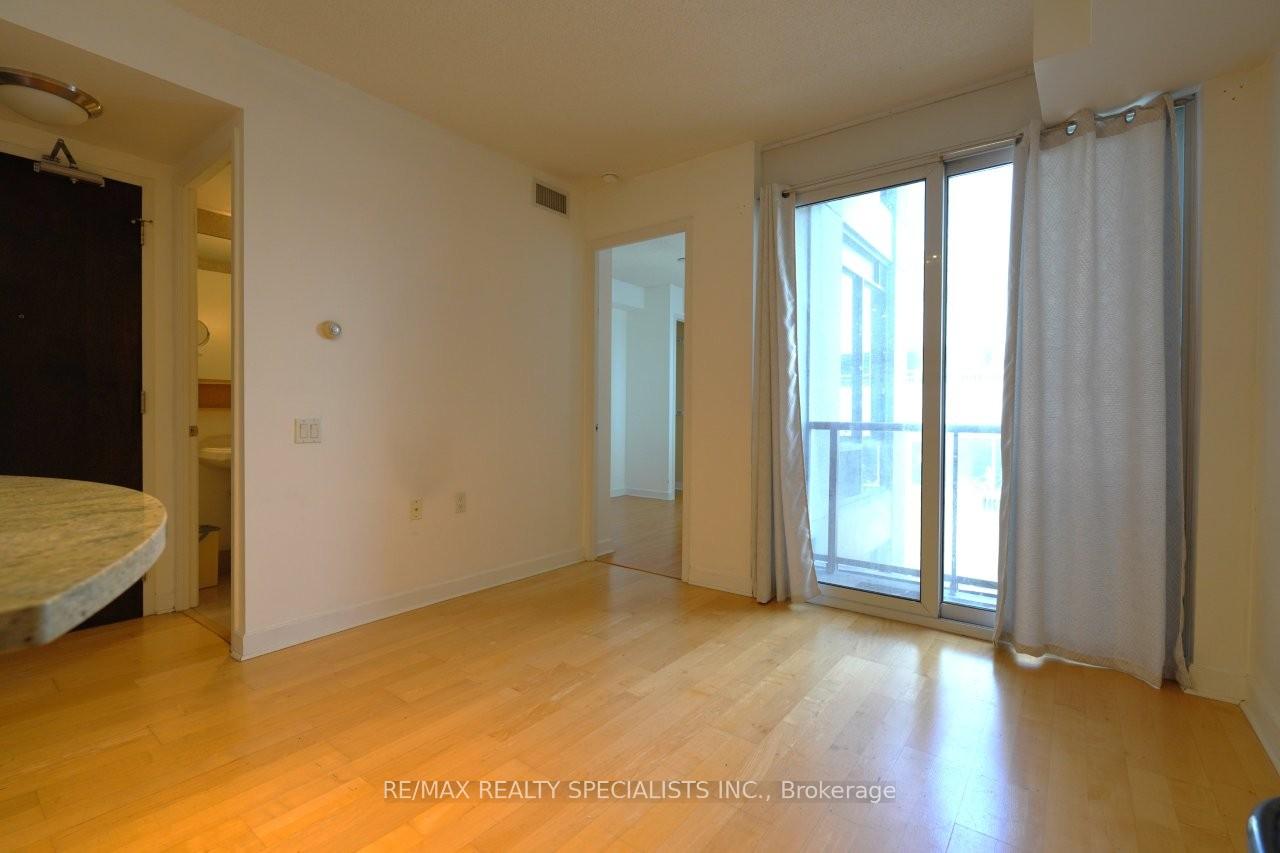 Photo 15 of Unit 1906, 85 Bloor Street E, Toronto, Church-Yonge Corridor — HOMEH