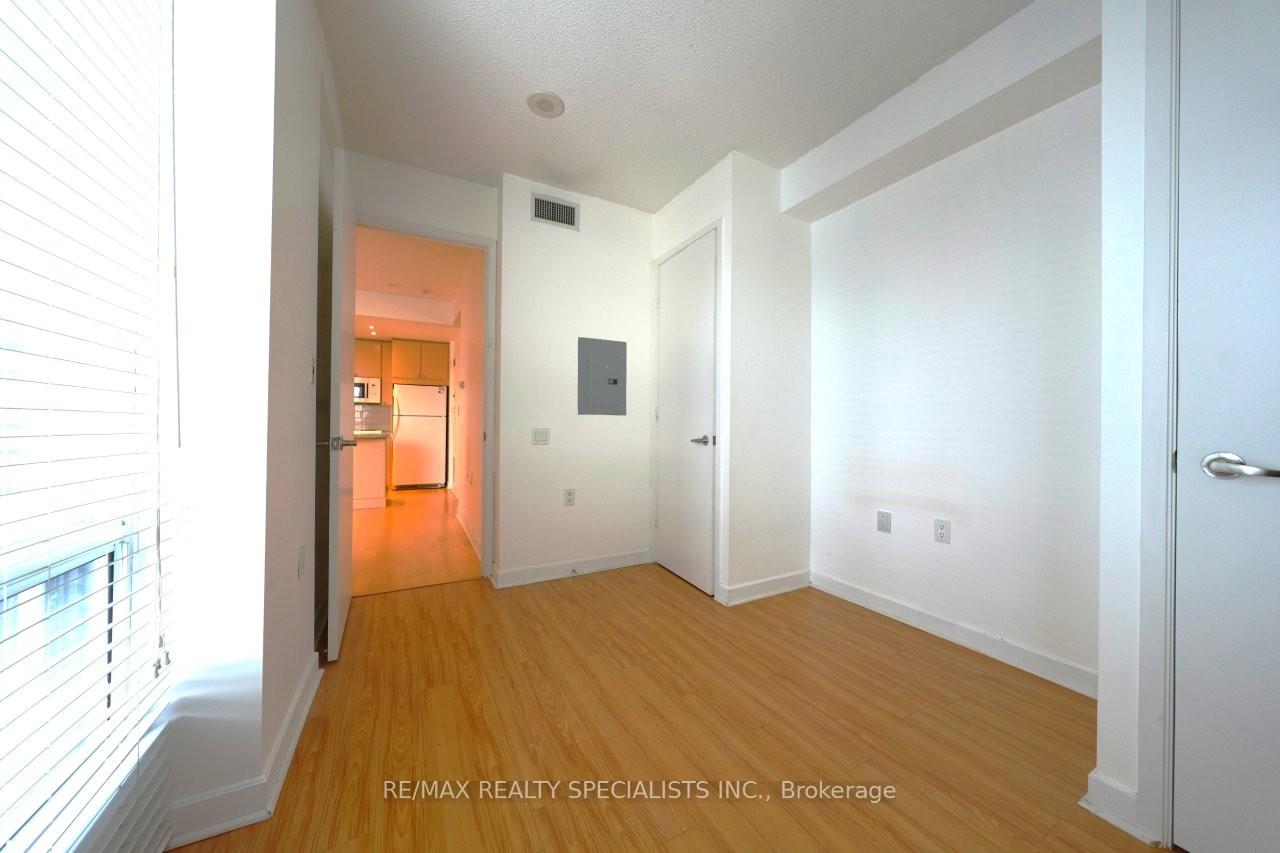Photo 22 of Unit 1906, 85 Bloor Street E, Toronto, Church-Yonge Corridor — HOMEH