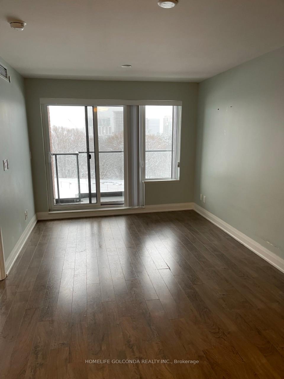 Photo 3 of Unit 712, 18 Uptown Drive, Markham, Unionville — HOMEH