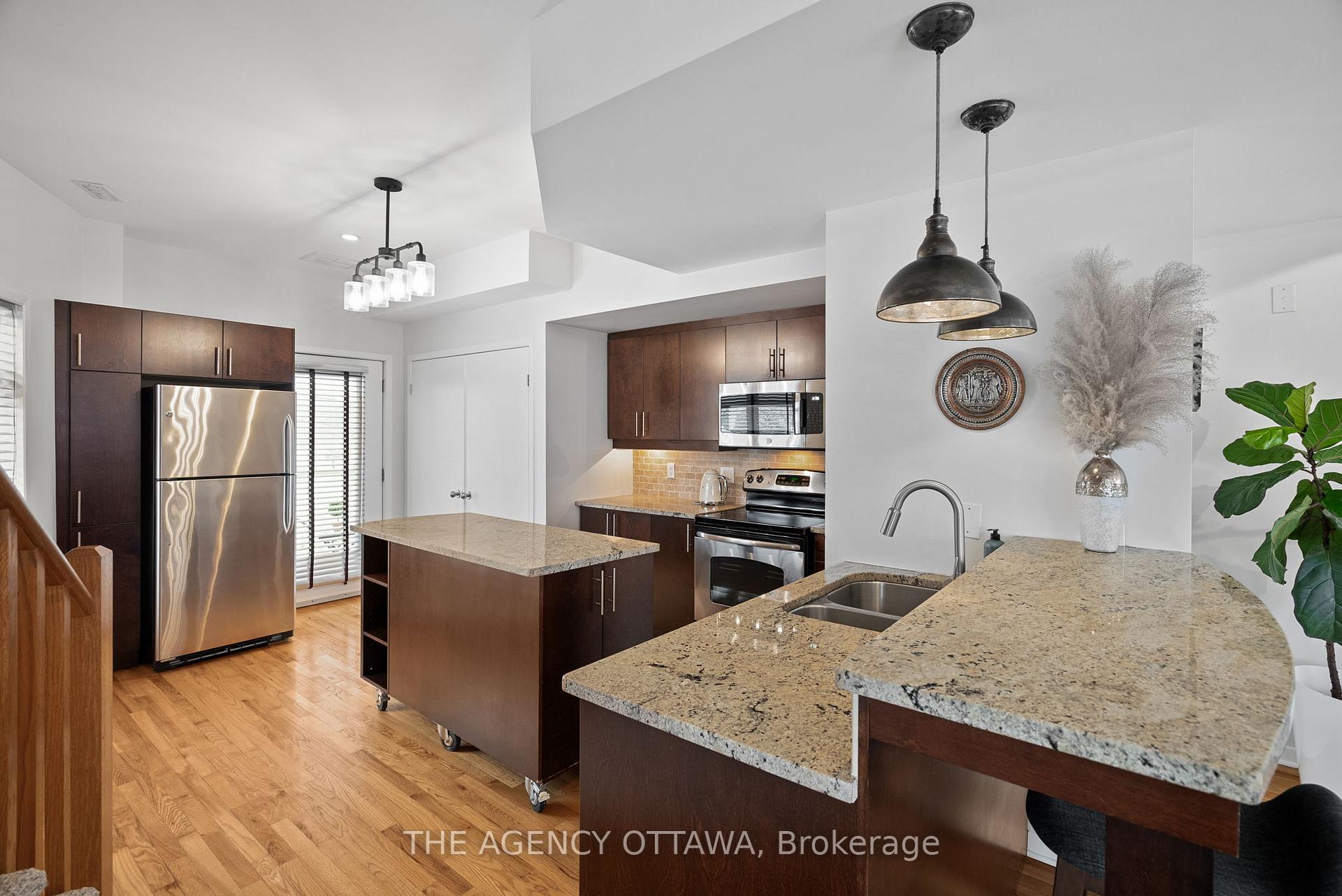 Photo 7 of Unit 1, 4 Sherbrooke Avenue, Ottawa, Hintonburg — HOMEH