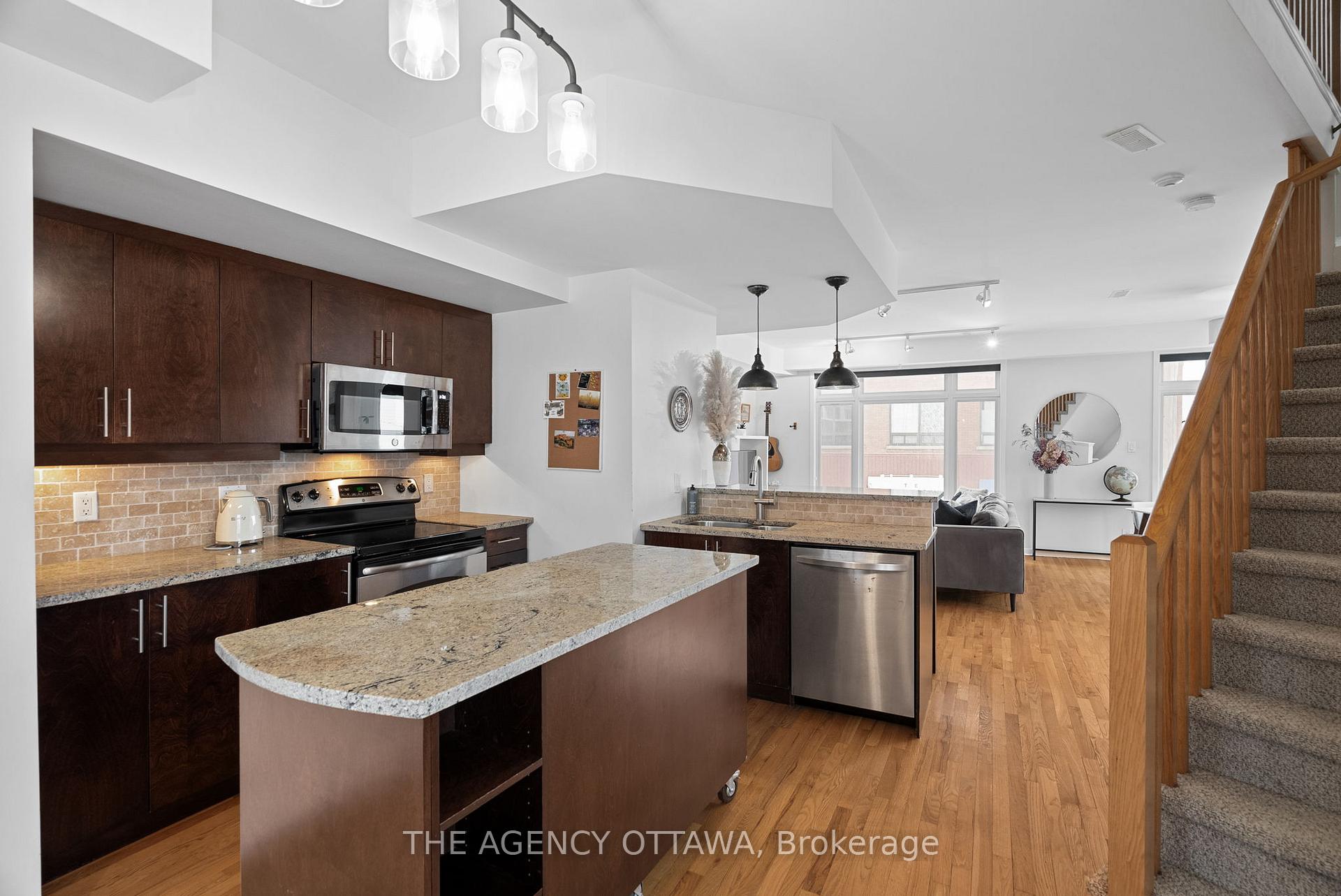 Photo 9 of Unit 1, 4 Sherbrooke Avenue, Ottawa, Hintonburg — HOMEH