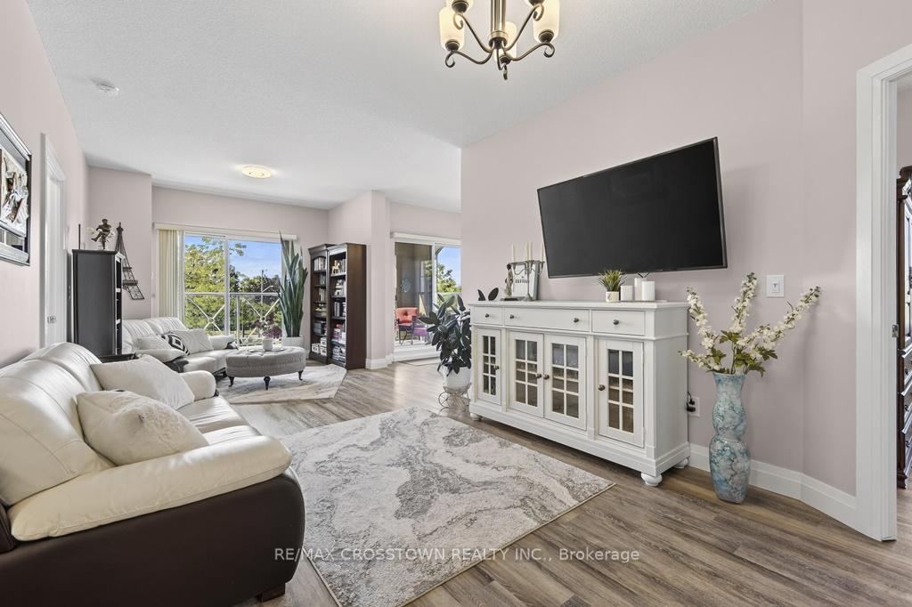 Photo 3 of Unit 203, 354 Atherley Road, Orillia — HOMEH