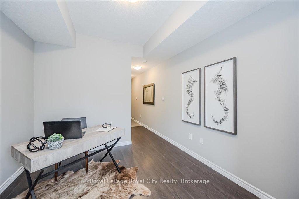 Photo 5 of Unit 52, 107 Westra Drive, Guelph, Willow West/Sugarbush/West Acres — HOMEH