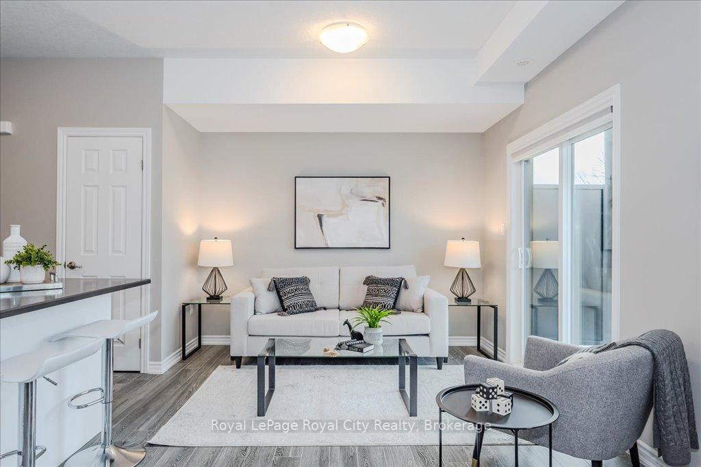 Photo 14 of Unit 52, 107 Westra Drive, Guelph, Willow West/Sugarbush/West Acres — HOMEH