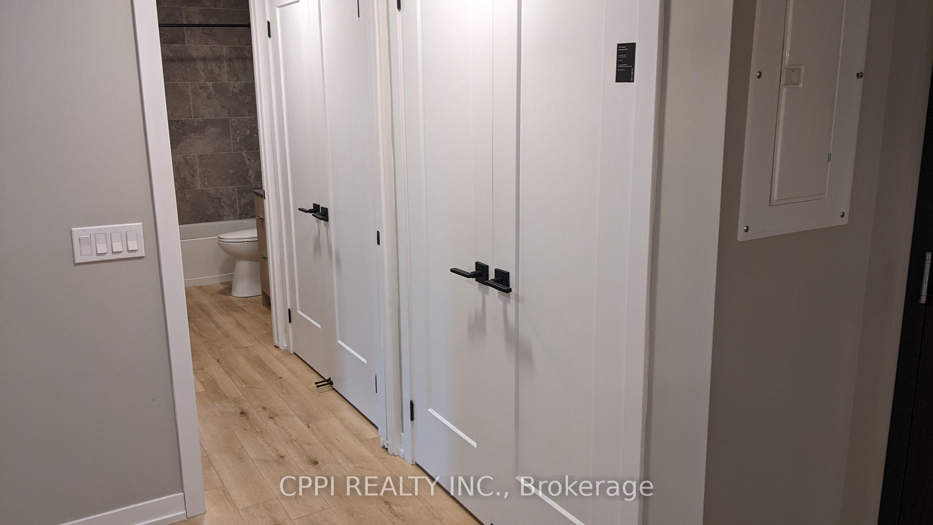 Photo 4 of Unit 222, 70 King Street E, Oshawa, O'Neill — HOMEH