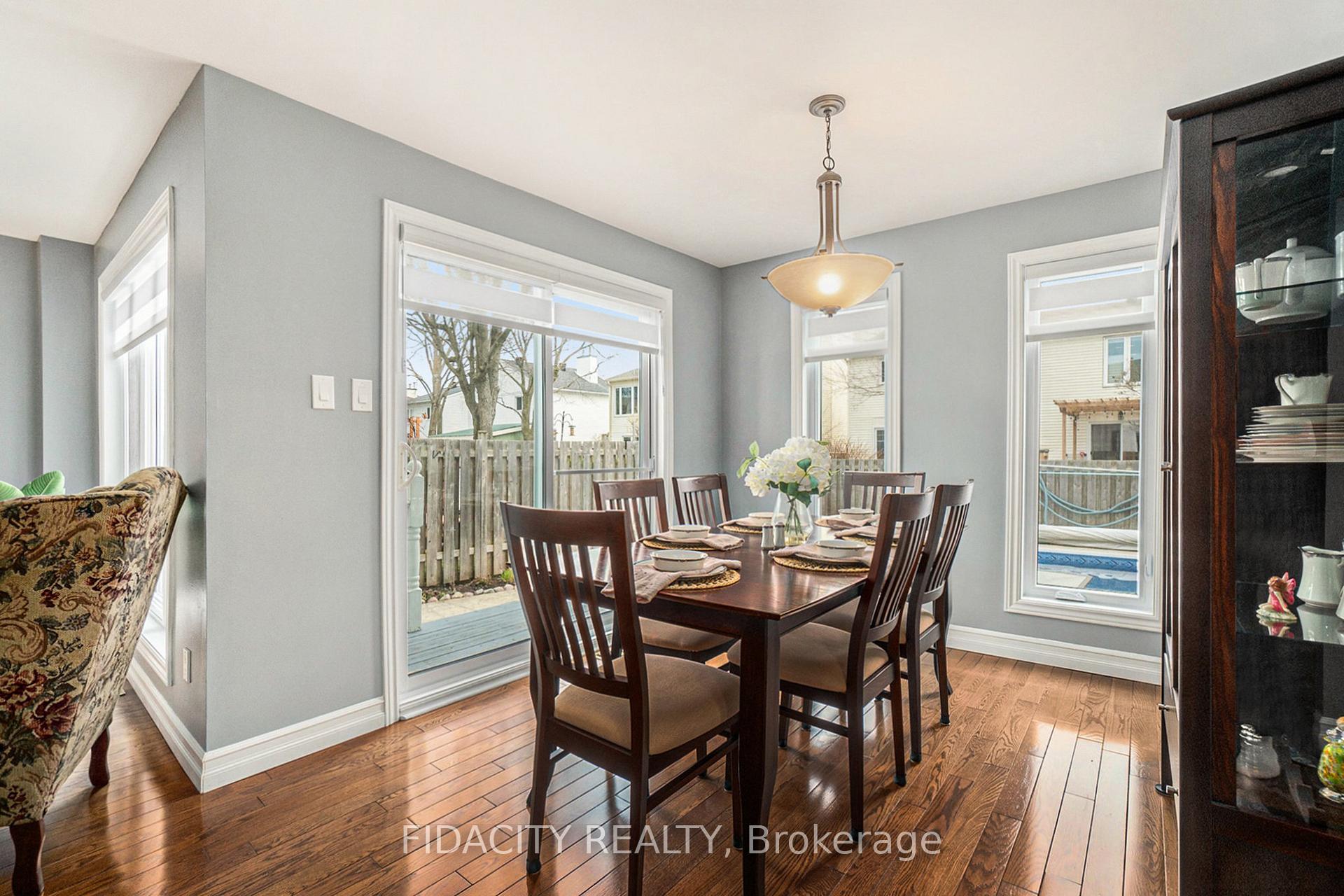 Photo 8 of 2799 Mozart Court, Ottawa, Emerald Woods/Sawmill Creek — HOMEH