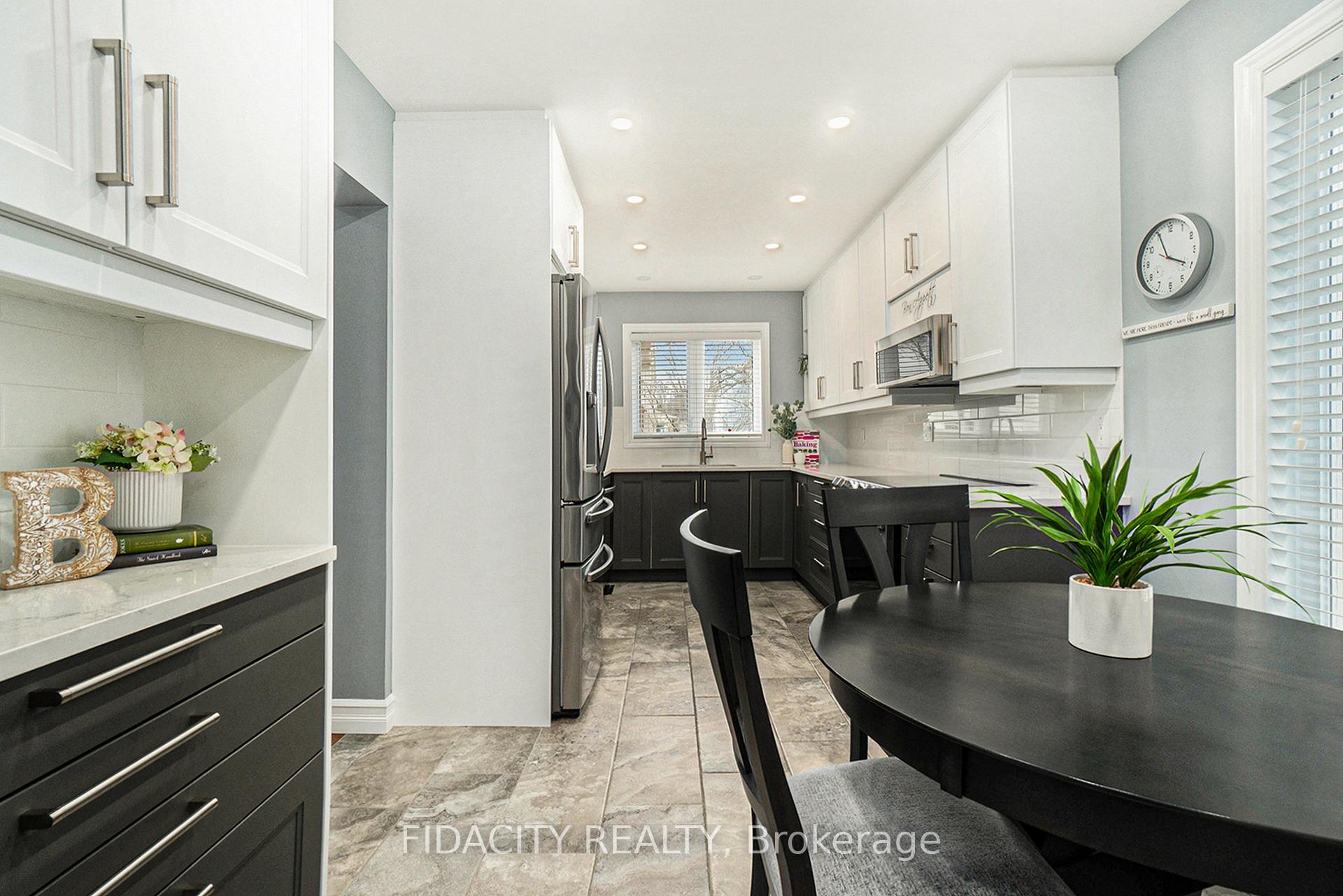 Photo 13 of 2799 Mozart Court, Ottawa, Emerald Woods/Sawmill Creek — HOMEH