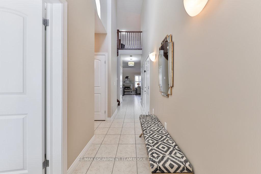 Photo 3 of Unit 232, 2120 Itabashi Way, Burlington, Tansley — HOMEH