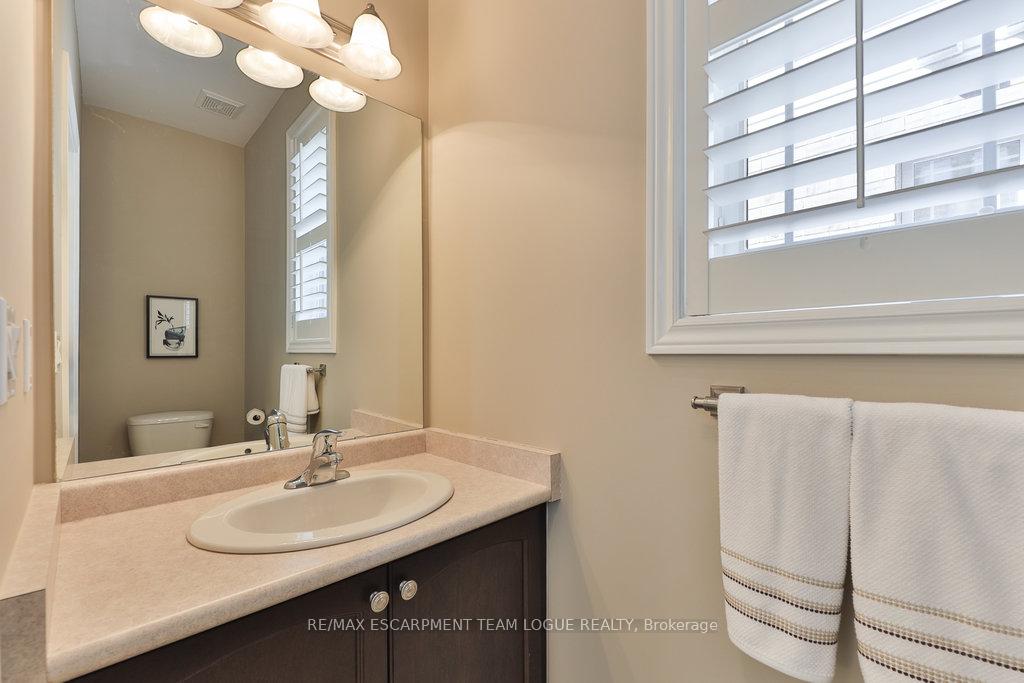 Photo 23 of Unit 232, 2120 Itabashi Way, Burlington, Tansley — HOMEH