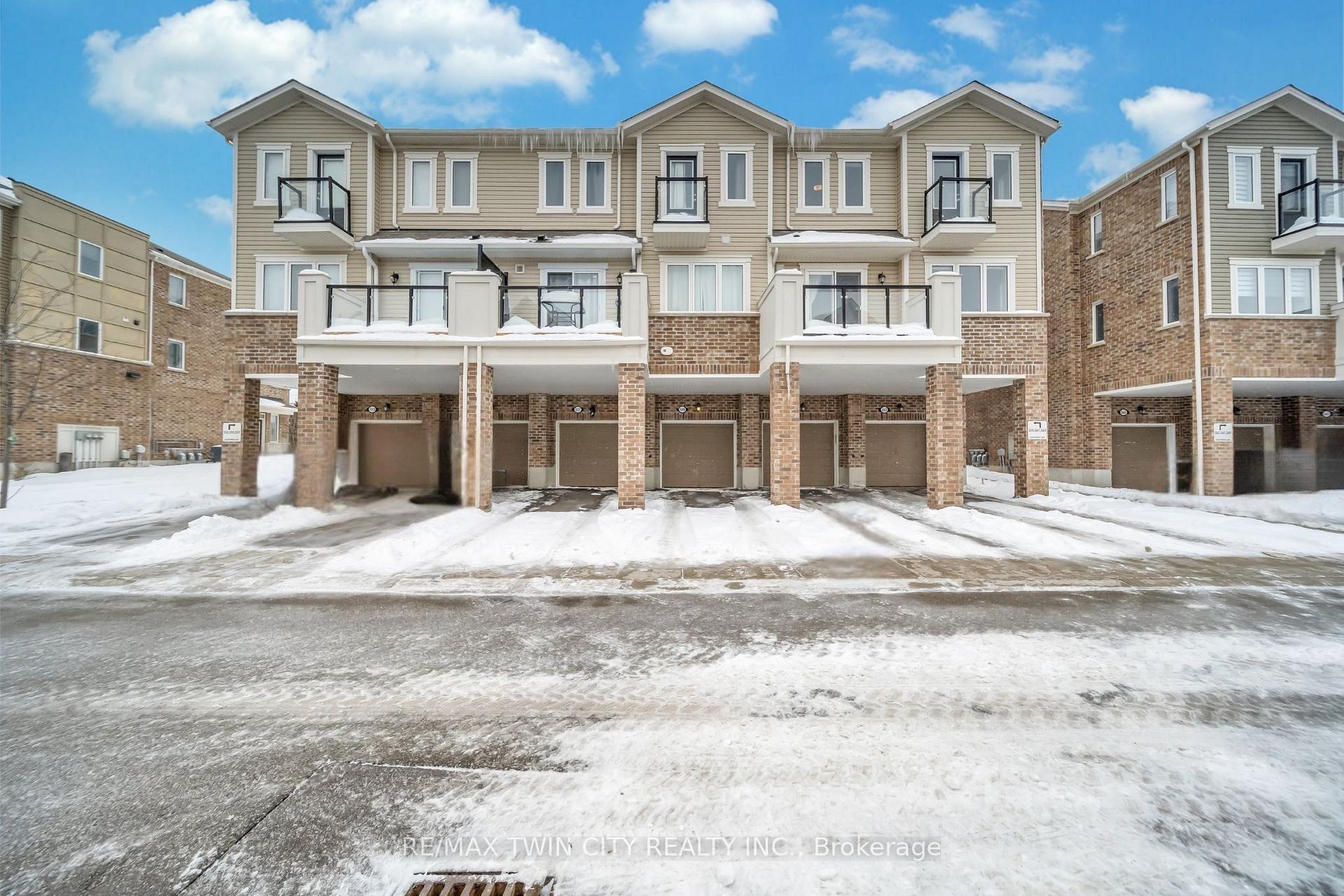 Front of 563 Goldenrod Lane