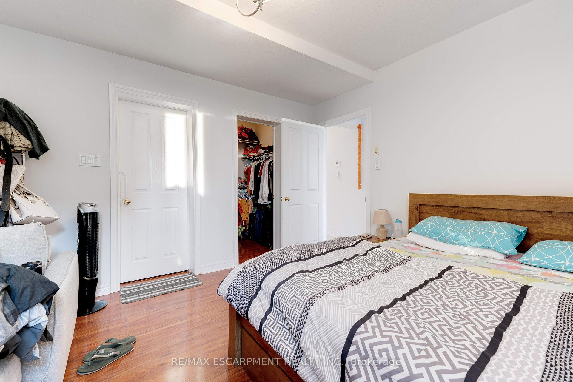 Photo 28 of Unit 904, 1998 Ironstone Drive, Burlington, Uptown — HOMEH