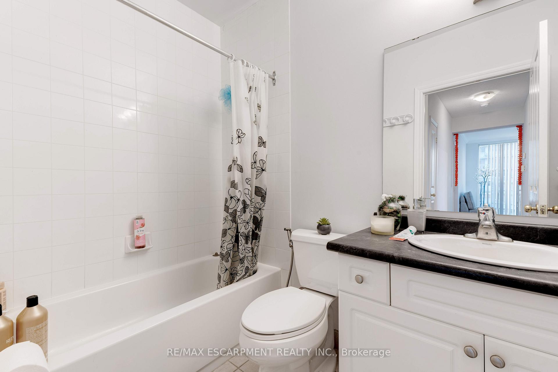 Photo 30 of Unit 904, 1998 Ironstone Drive, Burlington, Uptown — HOMEH
