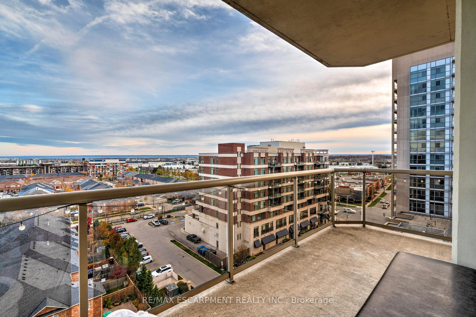 Photo 32 of Unit 904, 1998 Ironstone Drive, Burlington, Uptown — HOMEH