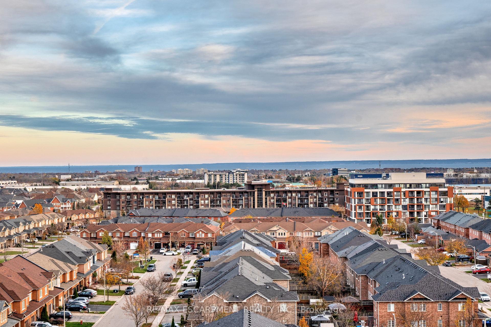 Photo 40 of Unit 904, 1998 Ironstone Drive, Burlington, Uptown — HOMEH