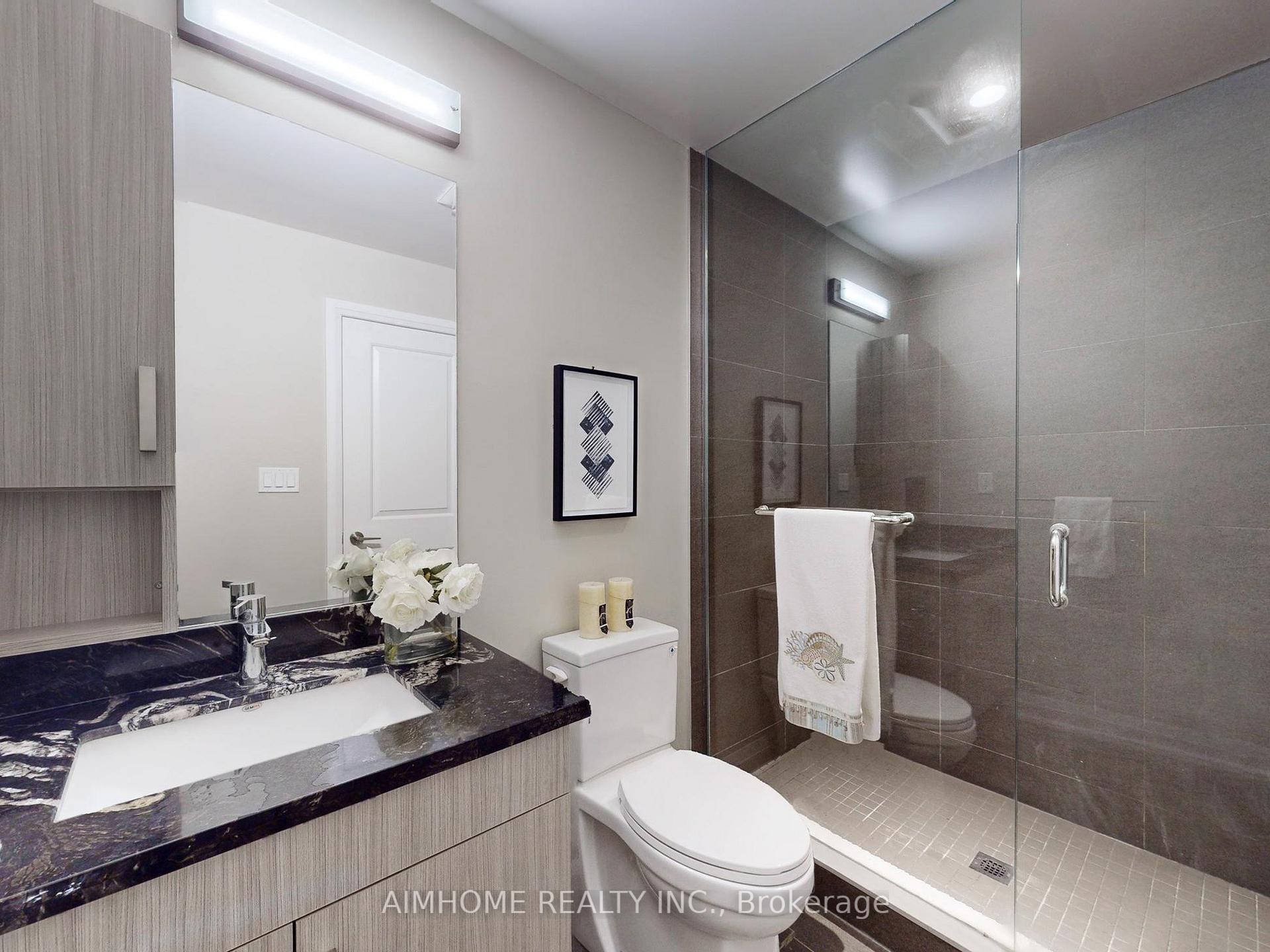 Photo 8 of 79 Village Parkway, Markham, Unionville — HOMEH