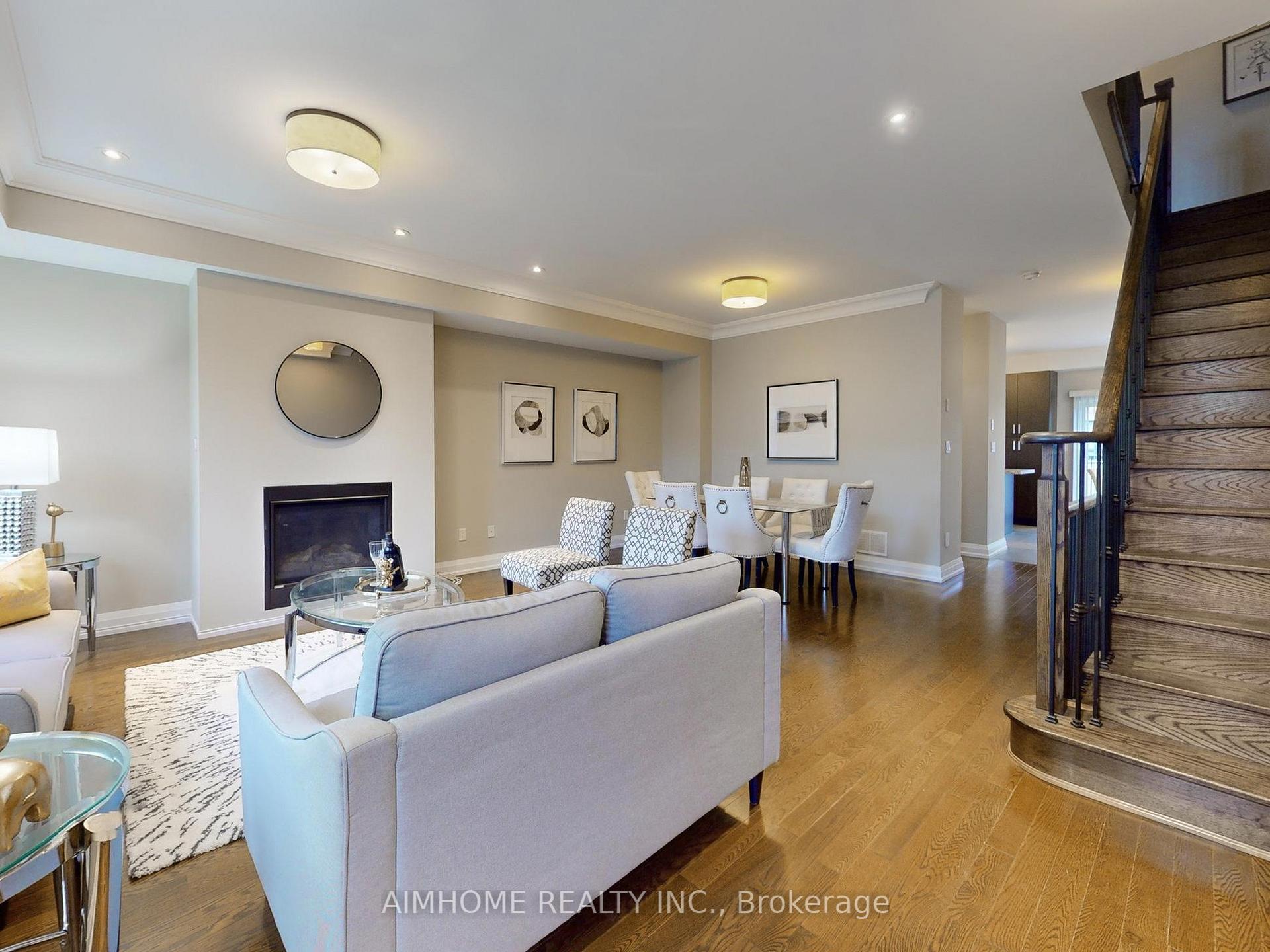 Photo 13 of 79 Village Parkway, Markham, Unionville — HOMEH